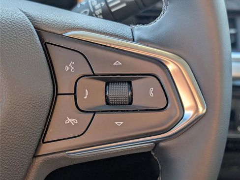 New 2026 Chevrolet Trax LT w/ Driver Confidence Package image 10