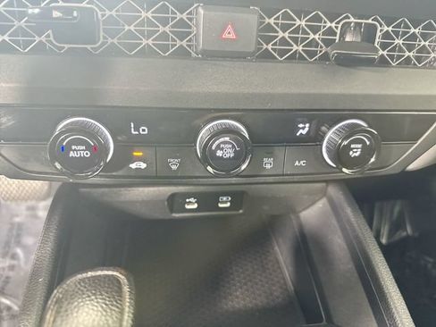 Certified 2024 Honda Accord LX image 9