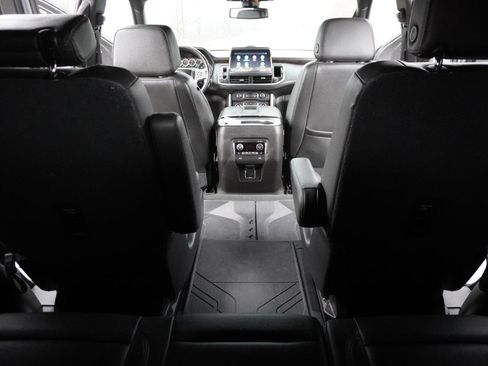 Used 2021 Chevrolet Tahoe LT w/ LT Signature Plus Package image 37