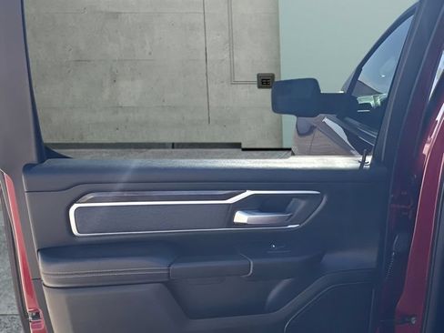 Used 2019 RAM 1500 Big Horn AWD/4WD image 15