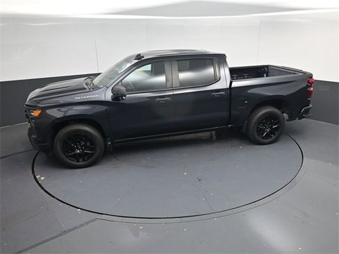Used 2022 Chevrolet Silverado 1500 Custom image 41