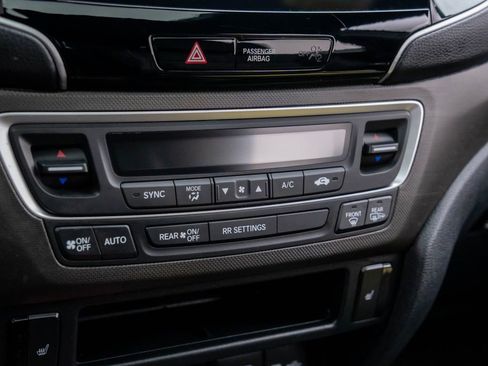 Certified 2023 Honda Passport TrailSport image 25