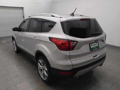 Used 2019 Ford Escape Titanium FWD image 5