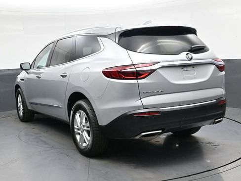 Used 2021 Buick Enclave Essence w/ Sound and Sites Package image 6