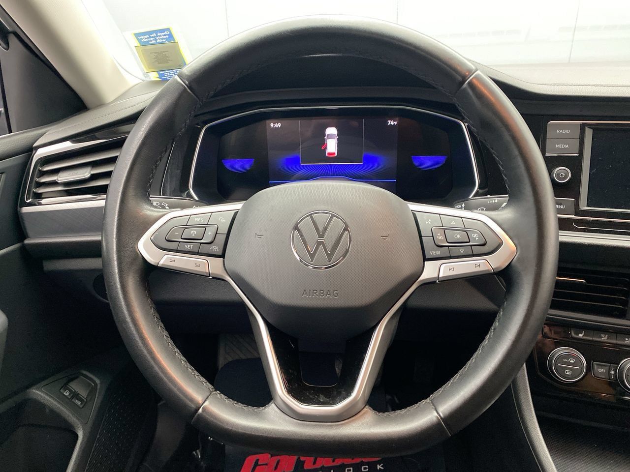 Used 2024 Volkswagen Jetta SE FWD image 16