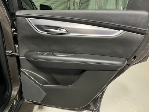 Used 2020 Cadillac XT5 Luxury image 12