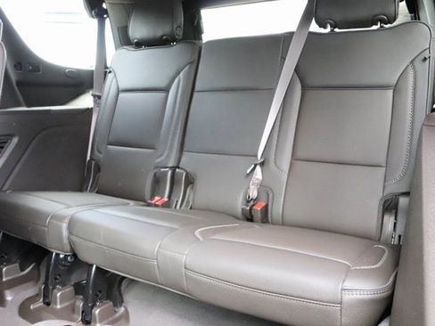 Used 2023 GMC Yukon Denali image 11