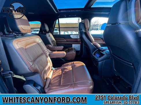 Used 2023 Lincoln Navigator L Reserve image 15
