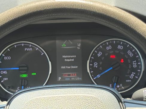 Used 2019 Toyota RAV4 XLE w/ Convenience Package AWD/4WD image 14