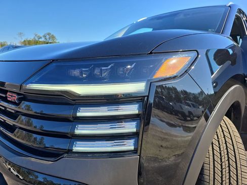 New 2026 Nissan Kicks SR image 32