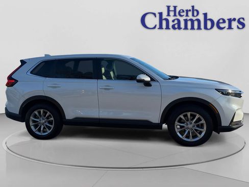 Used 2023 Honda CR-V EX image 11