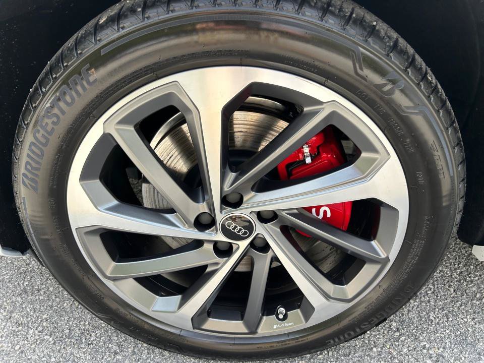 Certified 2026 Audi SQ5 Premium Plus AWD/4WD image 27