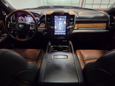 Used 2019 RAM 3500 Limited image 7