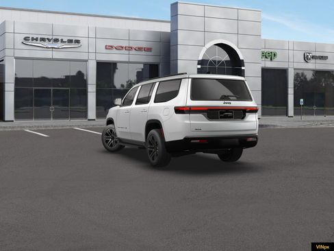New 2026 Jeep Grand Wagoneer image 5