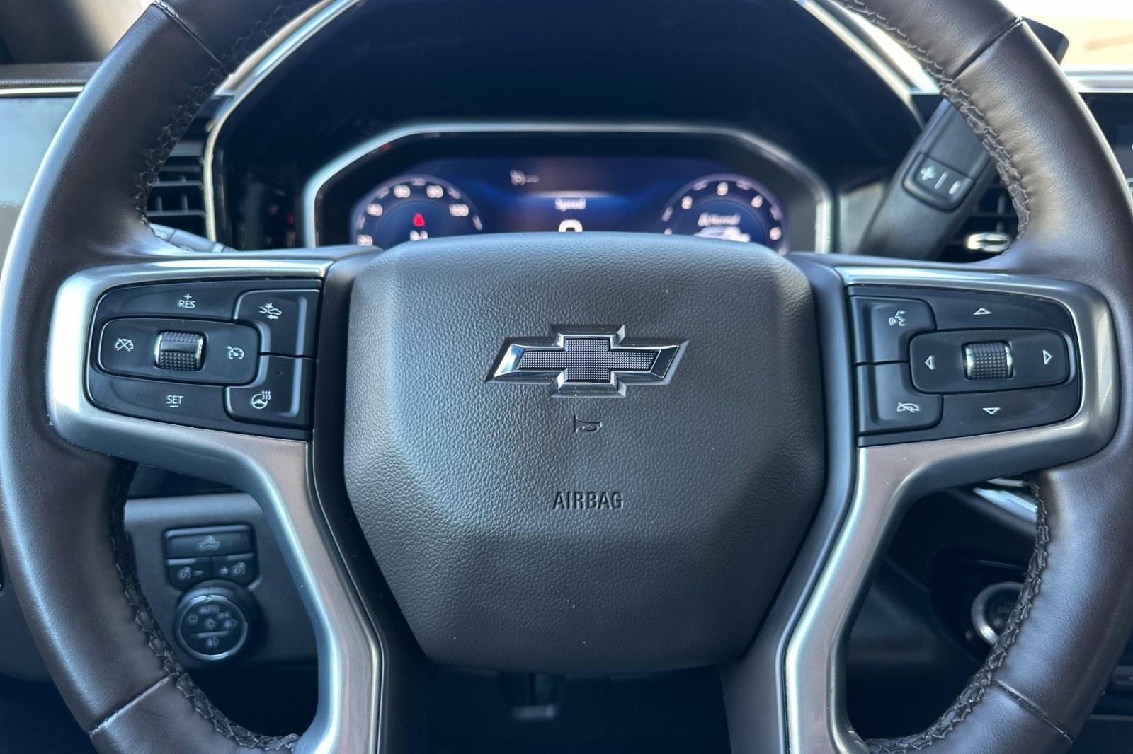 Certified 2026 Chevrolet Silverado 1500 RST RWD image 30