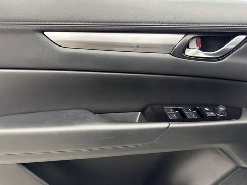 Used 2019 MAZDA CX-5 Touring FWD image 34