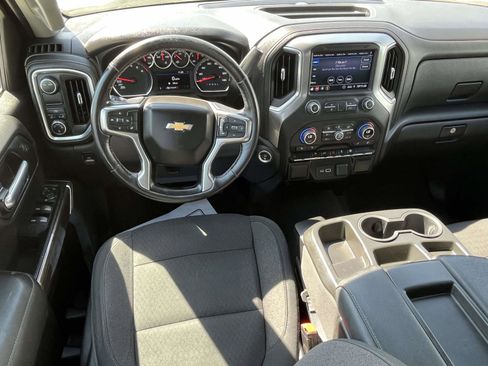 Used 2021 Chevrolet Silverado 1500 LT image 9