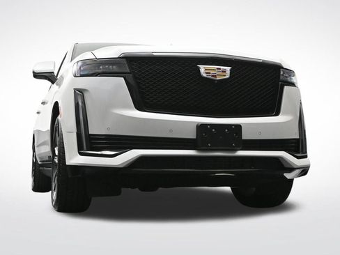Certified 2022 Cadillac Escalade ESV Sport w/ Touring Package AWD/4WD image 30