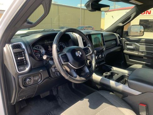 Used 2020 RAM 2500 Big Horn w/ Level 2 Equipment Group image 8