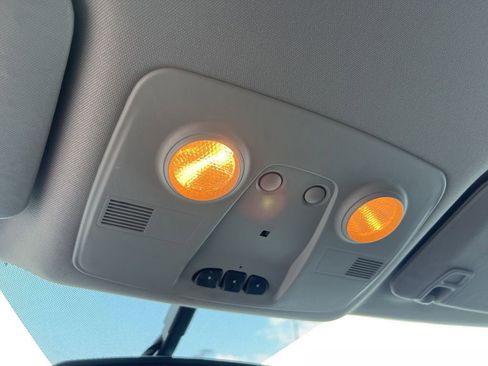 Used 2014 Chevrolet Traverse LT w/ All-Star Edition image 16