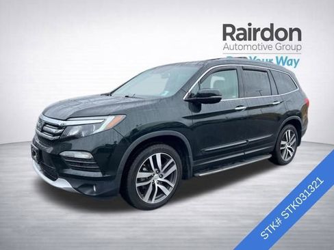 Used 2018 Honda Pilot Touring image 3