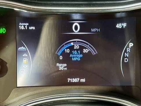 Used 2018 Jeep Grand Cherokee Limited w/ Luxury Group II image 22