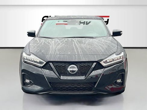 Used 2023 Nissan Maxima SR w/ Sport Mat Group FWD image 2
