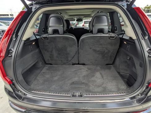 Certified 2023 Volvo XC90 T8 Plus AWD/4WD image 28