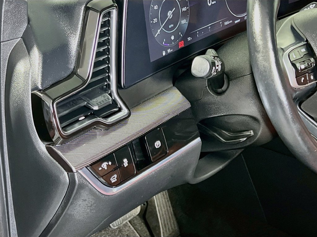 Certified 2024 Kia Sportage SX FWD image 11