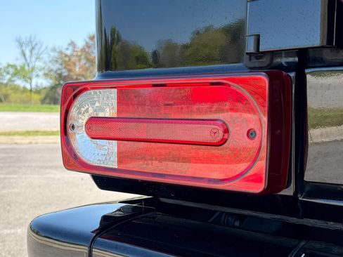 Used 2017 Mercedes-Benz G 63 AMG 4MATIC image 21