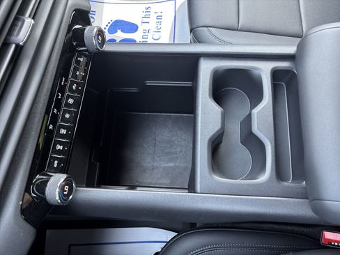 Used 2024 Chevrolet Silverado EV W/T AWD/4WD image 23