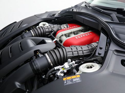 Certified 2025 Ferrari Purosangue image 50