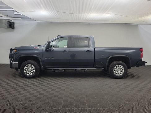 Used 2020 Chevrolet Silverado 2500 LT w/ All Star Edition image 2