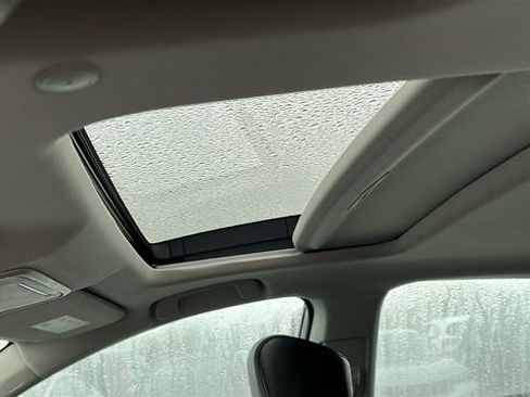 Used 2024 Honda Accord EX-L image 10