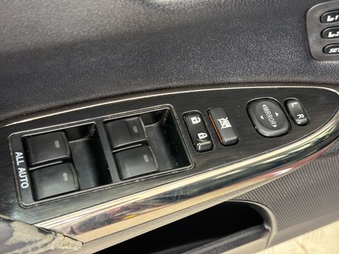 Used 2018 Toyota Avalon XLE Premium FWD image 12