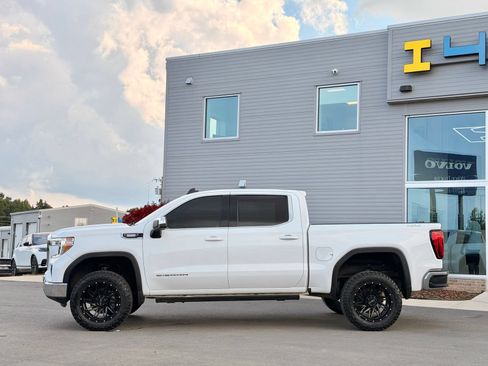 Used 2021 GMC Sierra 1500 SLE AWD/4WD image 15