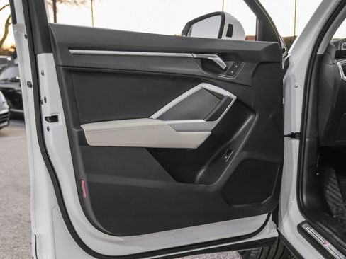 Used 2021 Audi Q3 2.0T Premium w/ Convenience Package image 44