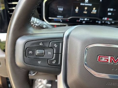 Used 2024 GMC Sierra 1500 SLT AWD/4WD image 22
