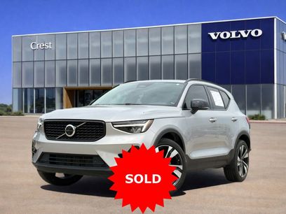 Certified 2023 Volvo XC40 B5 Plus w/ Climate Package