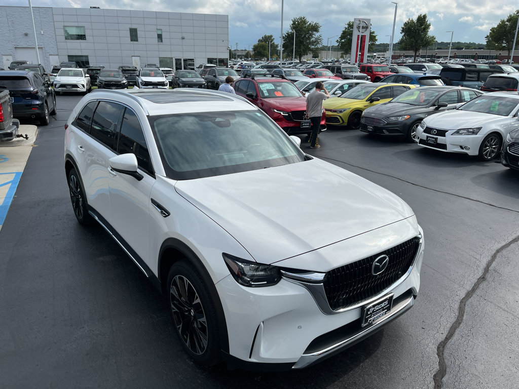 Used 2024 MAZDA CX-90 Plug-In Hybrid w/ Premium Plus AWD/4WD image 7