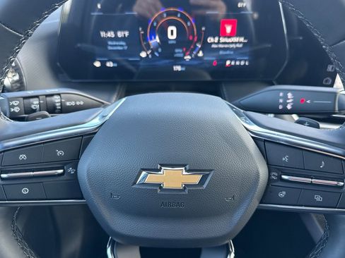 New 2026 Chevrolet Equinox LT image 23