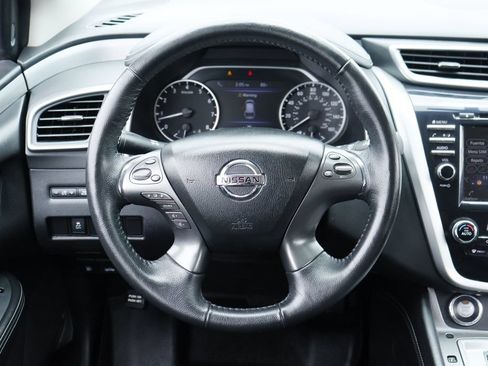 Used 2019 Nissan Murano SV FWD image 24