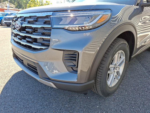 New 2027 Ford Explorer Active RWD image 9