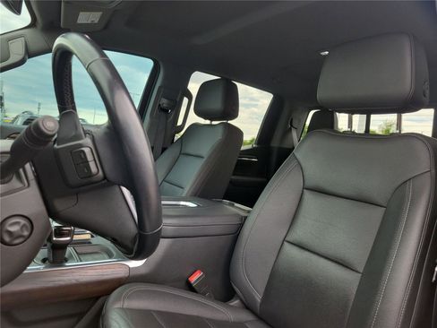 Used 2022 GMC Sierra 1500 SLT AWD/4WD image 17