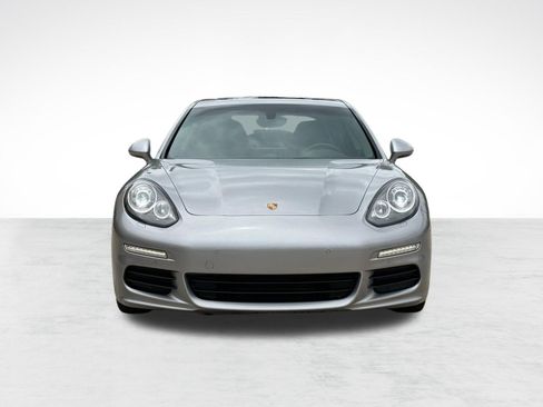 Used 2016 Porsche Panamera image 6