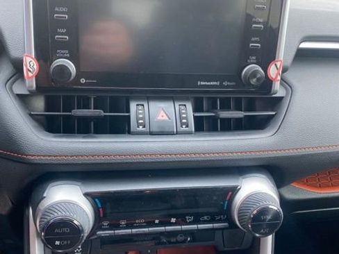 Used 2021 Toyota RAV4 Adventure image 12