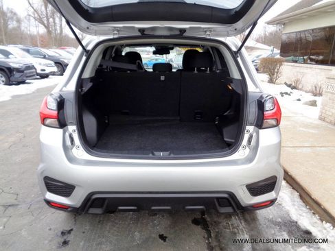 Used 2020 Mitsubishi Outlander Sport SE image 17