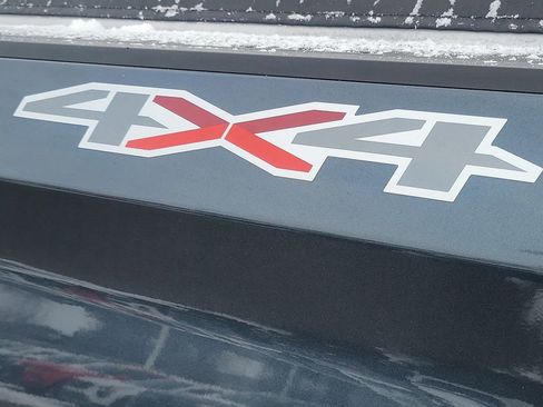 Used 2020 Chevrolet Silverado 1500 Custom w/ Custom Value Package image 7