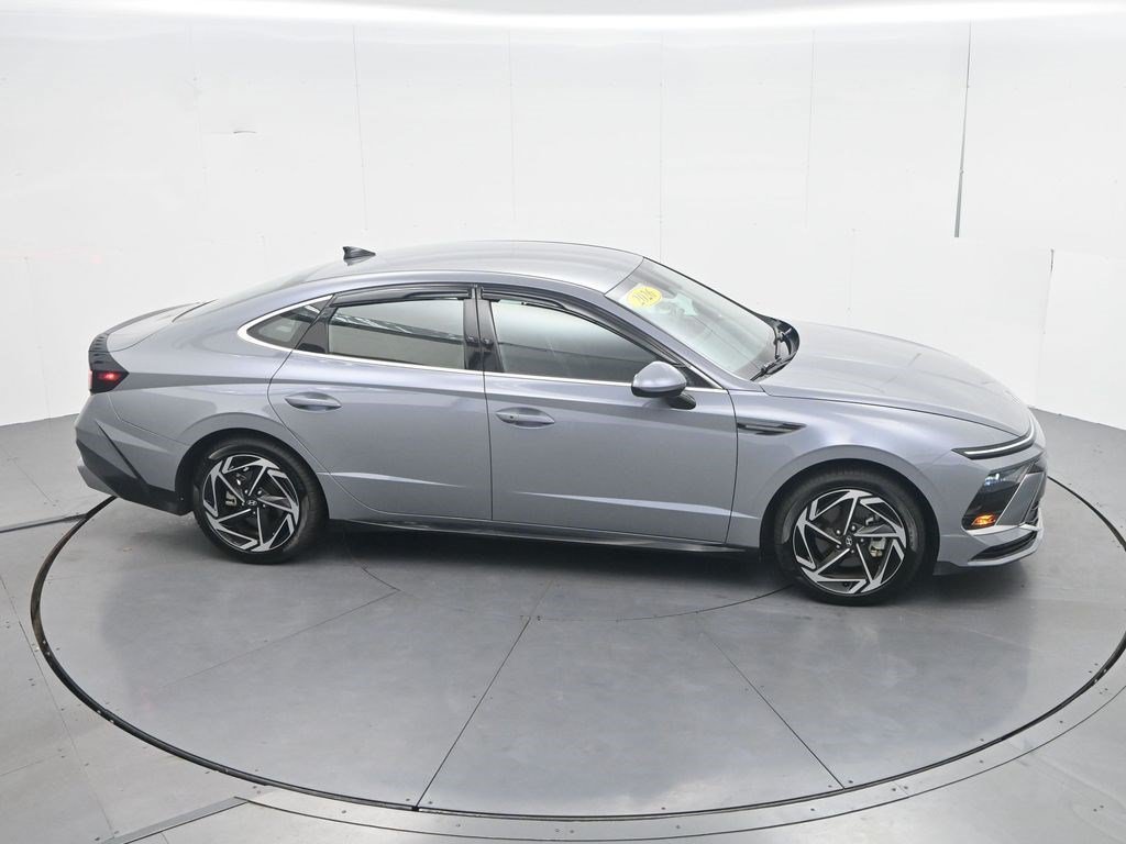 Used 2026 Hyundai Sonata SEL FWD image 33