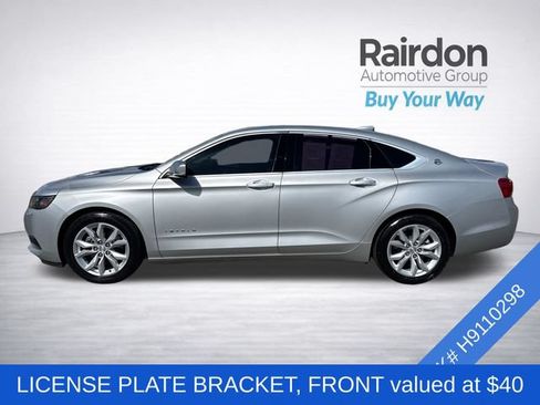 Used 2017 Chevrolet Impala LT w/ Convenience Package FWD image 4